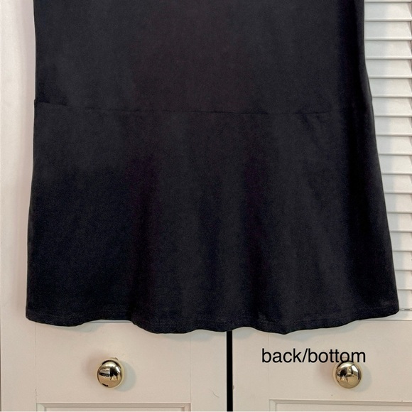 J. Jill Pure Elliptical Black Tee - Picture 7 of 8